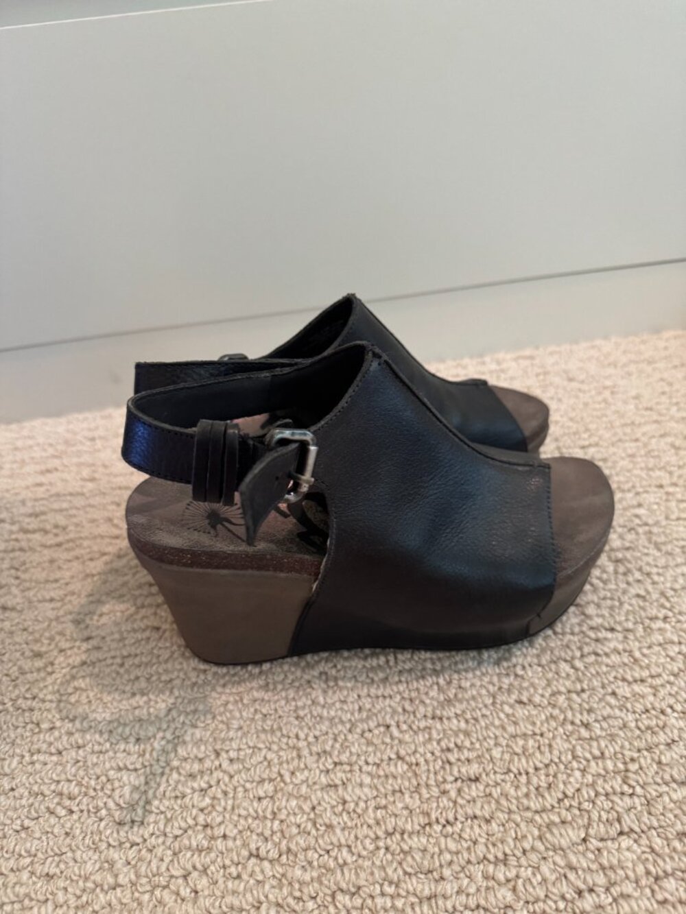 OTBT Jaunt Platform Wedge Sandals - Picture 3 of 11